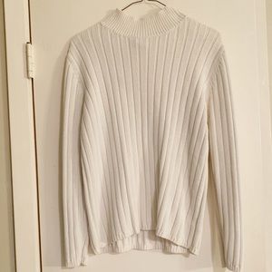 Yarnworks 100% cotton white sweater size medium.